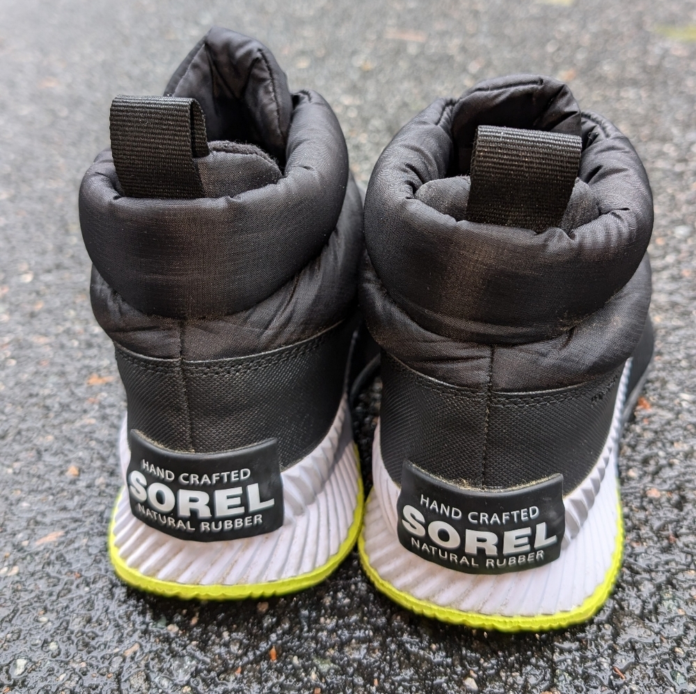 Sorel Women's Out 'N About III Puffy Zip Boot (EUC) - Picture 2 of 10